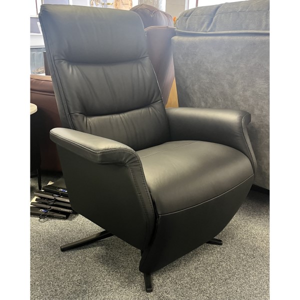 Space Manual Recliner with Integrated Footstool